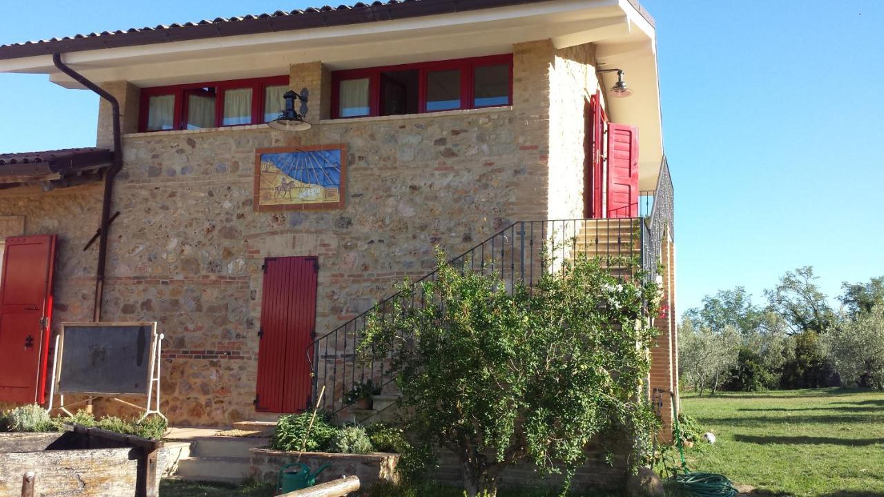 Il Barbagianni Panzió Montepescali Kültér fotó